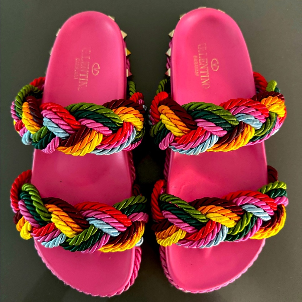 VALENTINO ROCKSTUD BRAIDED SLIDES